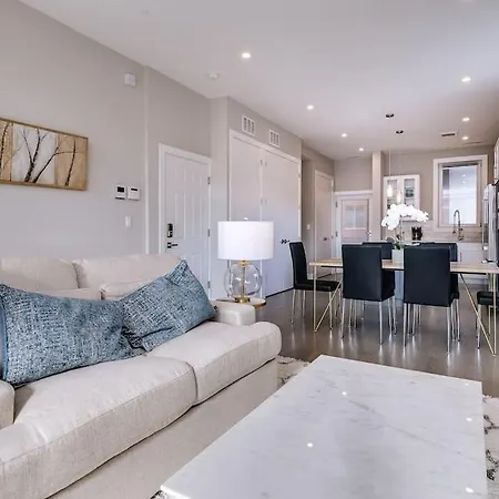 Stunning Condo #2 - Downtown River North Chicago Exterior photo