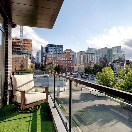 Stunning Condo #2 - Downtown River North Chicago Exterior photo